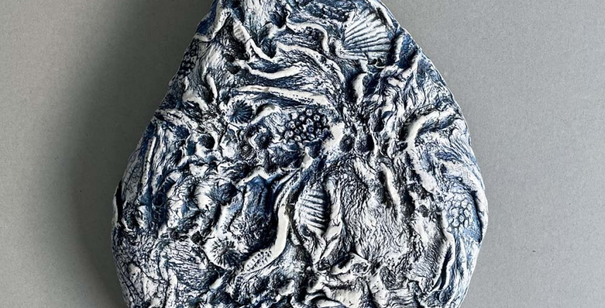 Textured back of large Oyster Shell bowl