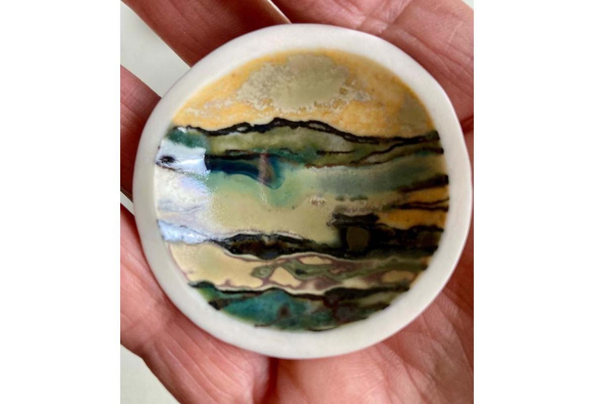 Small porcelain landscape bowl 3