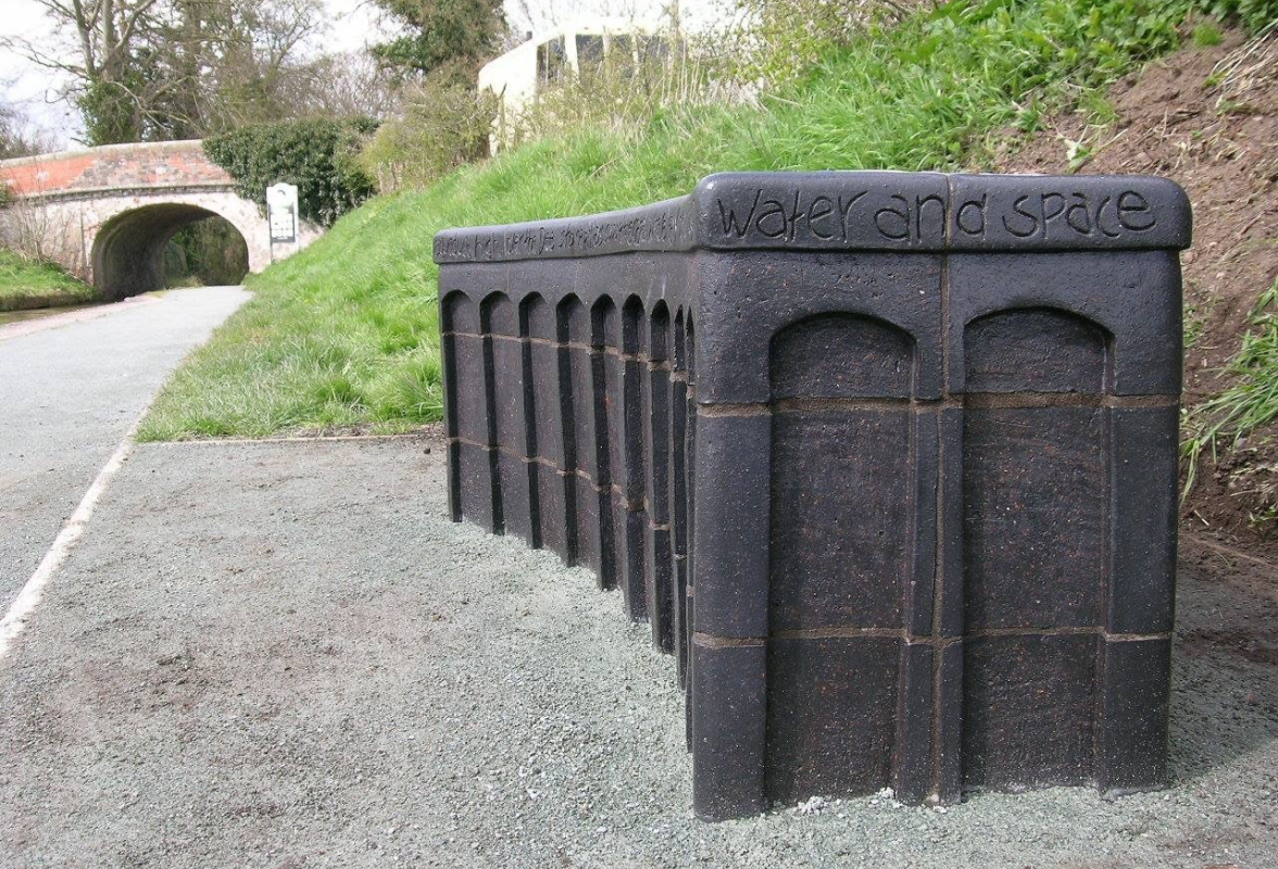 Ellesmere Gateway Sculpture - Aqueduct Bench