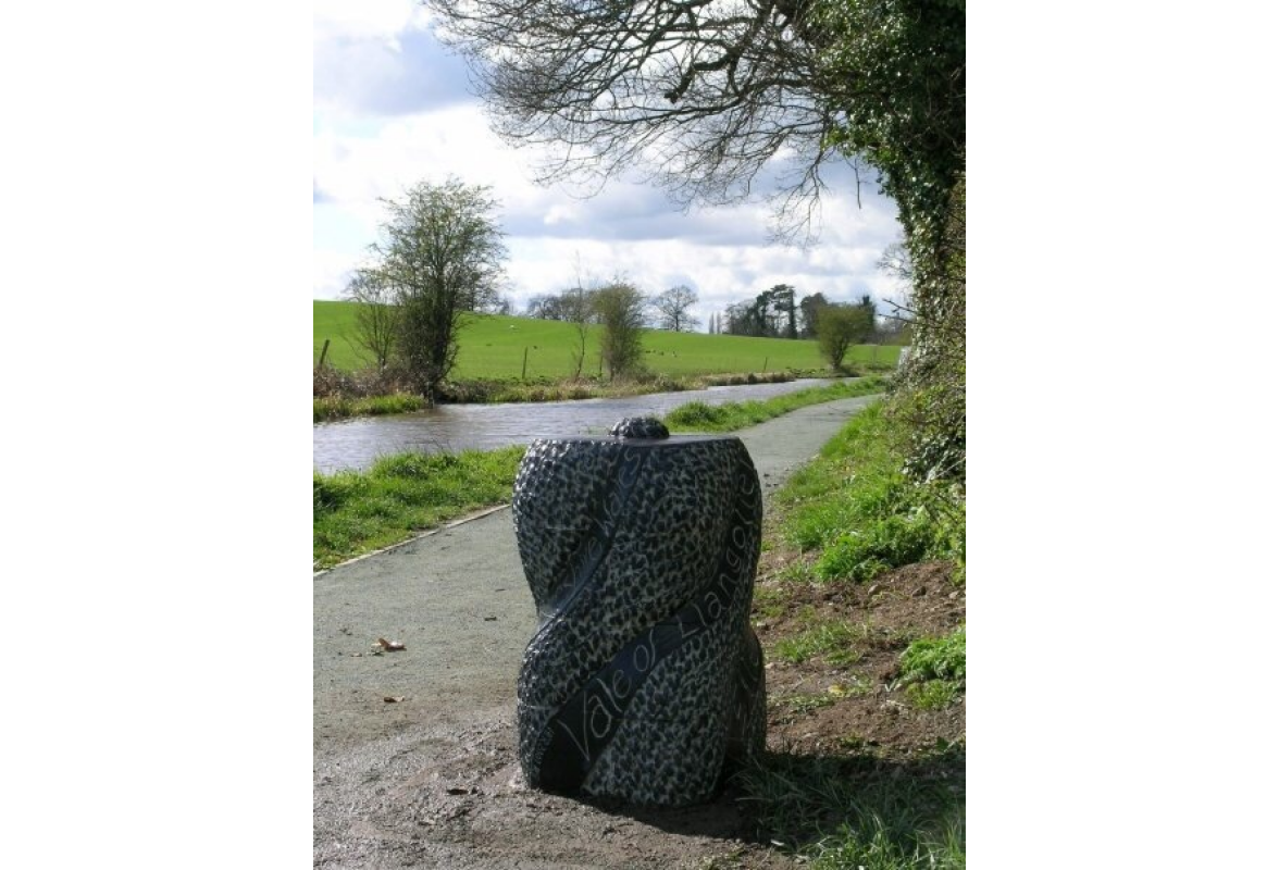 Ellesmere Gateway Scultpture Commison - Brick Rope Fender