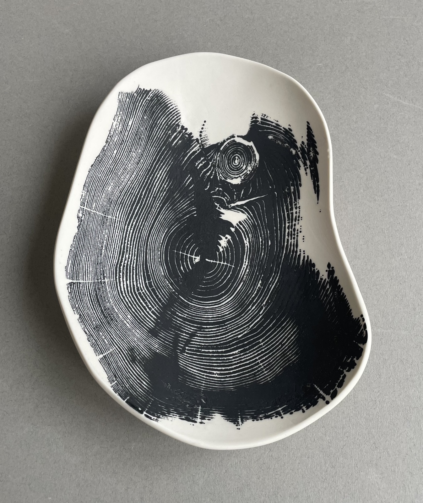Monochrome Bowl III